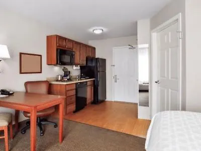 Candlewood By Ihg Hotel Gillette