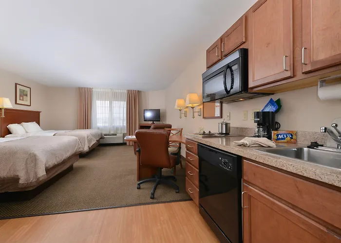 Candlewood By Ihg Hotel 2*