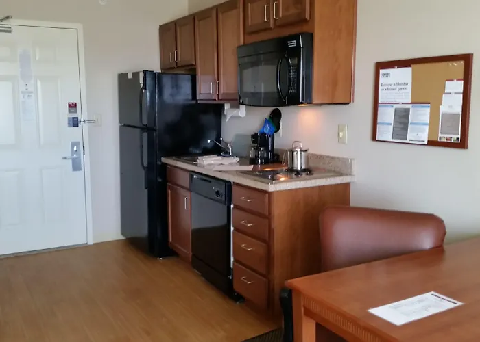Candlewood By Ihg Hotel Gillette