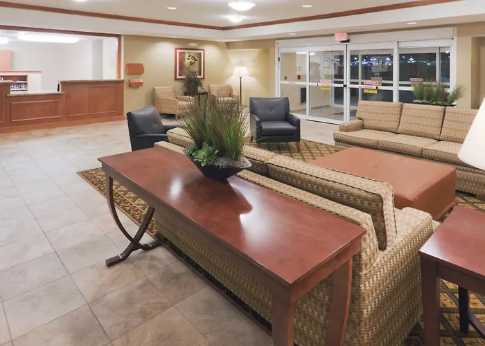 Hotel Candlewood By Ihg Gillette