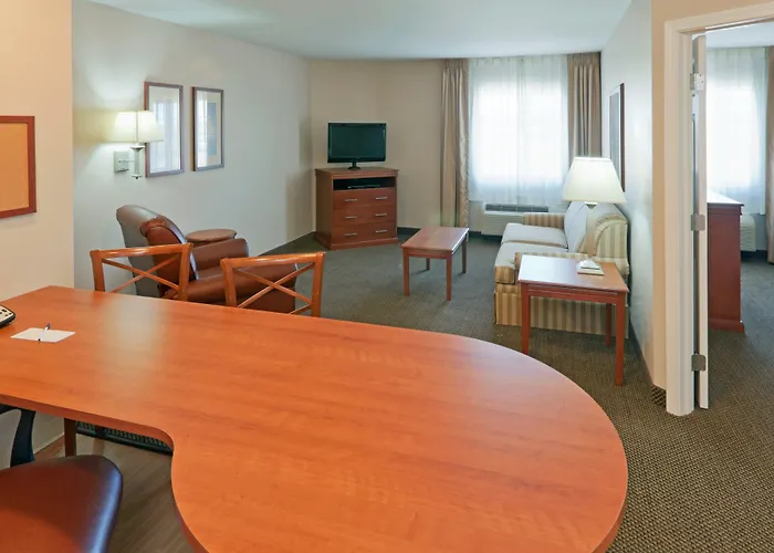 Candlewood By Ihg Hotel 2*
