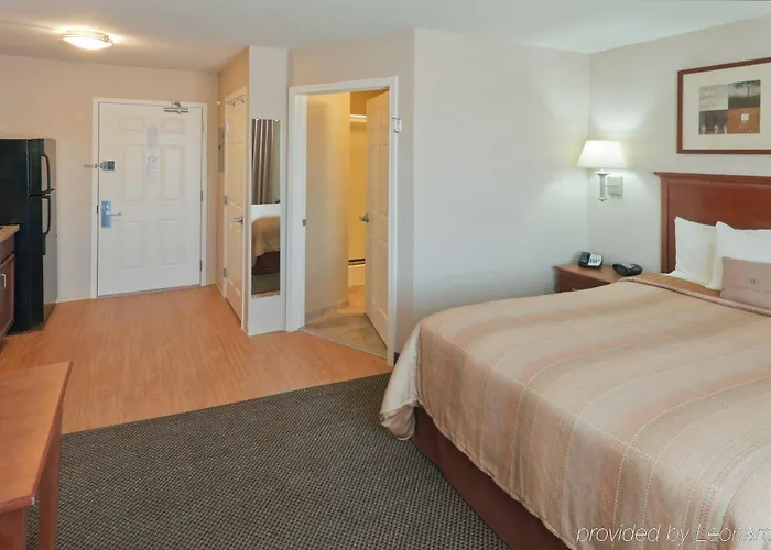 Candlewood By Ihg Hotel
